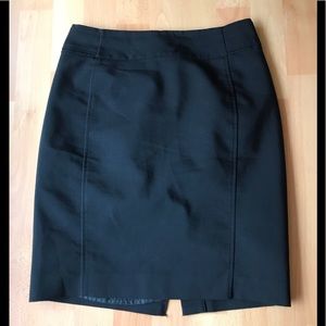 Black straight skirt - size 6